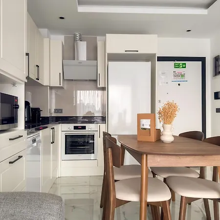 Qoople Elite 1 Elize Apartman